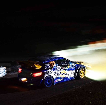 Monza Rally Show: Rossi batte Neuville, beffa per Cairoli