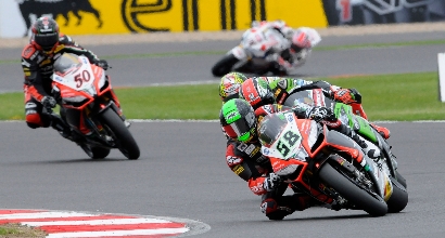 SBK foto Aprilia SBK foto Aprilia