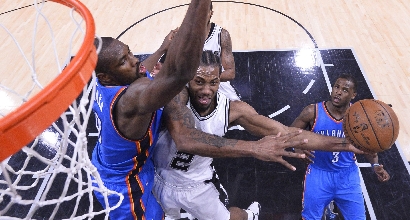 Nba, playoff: colpaccio Thunder in casa Spurs, i Cavs partono bene