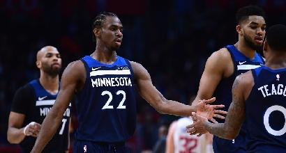 Nba - Houston sugli scudi, torna alla vittoria Atlanta. Super Wiggins stende i Clippers