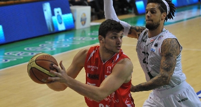 Hackett e Gentile, foto Lapresse Hackett e Gentile, foto Lapresse