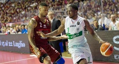 Basket, Playoff Serie A: Ragland stende Venezia, è 2-1 Avellino