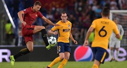 Roma, il grido di dolore di Dzeko: "Senza Salah e Totti...". Ma poi si ravvede: "Avanti così"
