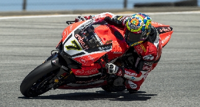 Superbike, Rea beffa Davies nelle libere 3 di Laguna Seca