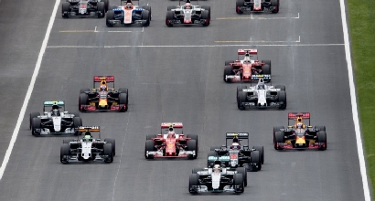La Apple scende in pista: vuole comprarsi la Formula 1