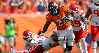 Nfl: volano i Broncos, riscossa Patriots Nfl: volano i Broncos, riscossa Patriots