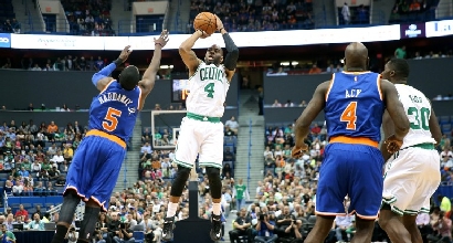 Nba: i Nuggets domano i Thunder, Knicks ko coi Celtics Nba: i Nuggets domano i Thunder, Knicks ko coi Celtics