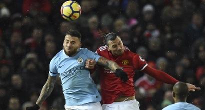 Guardiola: "Ibra, parli tanto e ti muovi poco". A Manchester scoppia la rissa