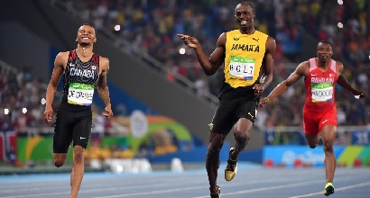 200 M UOMINI: BOLT IN FINALE CON 19.78