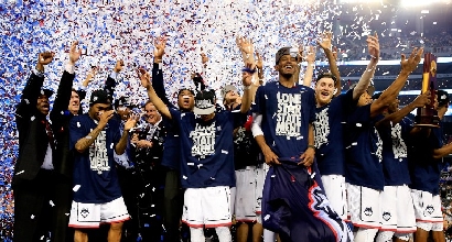 Ncaa: festa UConn, Kentucky si arrende in finale Ncaa: festa UConn, Kentucky si arrende in finale