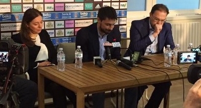 Pozzecco, foto Twitter Pallacanestro Varese Pozzecco, foto Twitter Pallacanestro Varese