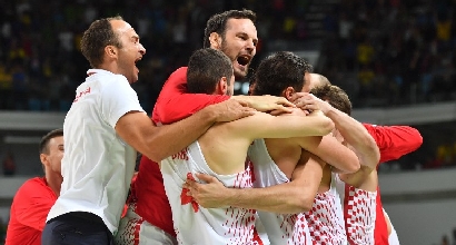 BASKET: SUPER CROAZIA, SPAGNA RIBALTATA