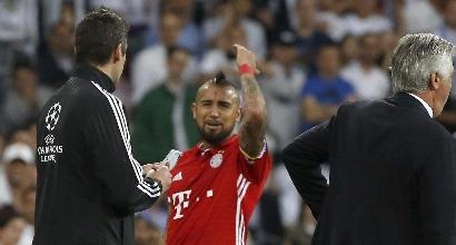 Rabbia Bayern, irruzione dei giocatori nello spogliatoio dell'arbitro