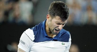 Atp, Novak Djokovic operato al gomito Atp, Novak Djokovic operato al gomito