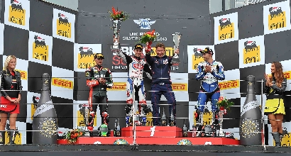 Il podio di gara 1 Il podio di gara 1