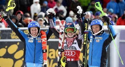Sci, slalom Aare: trionfo Shiffrin, sua la Coppa di specialità Sci, slalom Aare: trionfo Shiffrin, sua la Coppa di specialità