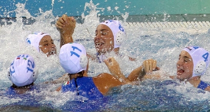 Pallanuoto, Europei donne: Italia, esordio vincente con la Francia Pallanuoto, Europei donne: Italia, esordio vincente con la Francia