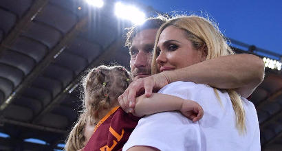 Totti-Ilary Blasi (LaPresse)