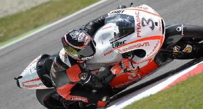 Biaggi, primi giri sulla Ducati al Mugello Biaggi, primi giri sulla Ducati al Mugello