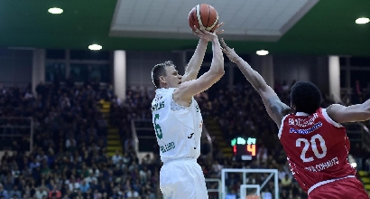 Basket, playoff Serie A: Avellino e Reggio Emilia sul 2-0