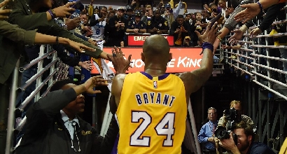 Nba: Bryant è di nuovo super, ridono i Lakers