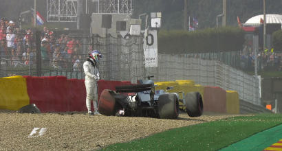 F1 Belgio, Massa riparte con un incidente