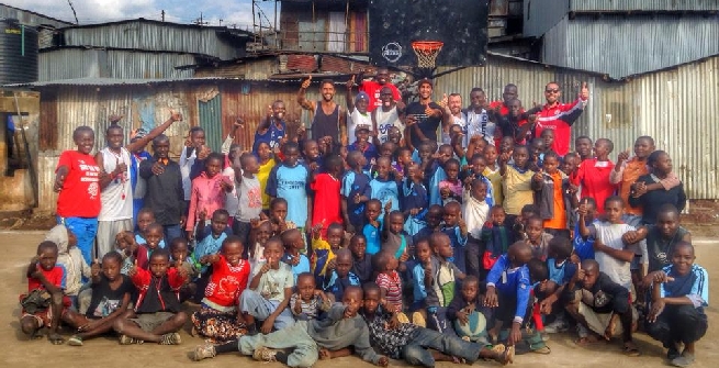 Slums Dunk: Bruno Cerella porta il basket in Africa Slums Dunk: Bruno Cerella porta il basket in Africa