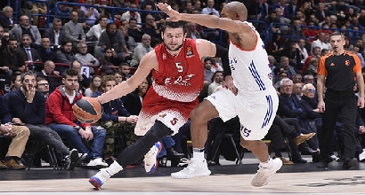 Eurolega: Milano risorge, Efes al tappeto