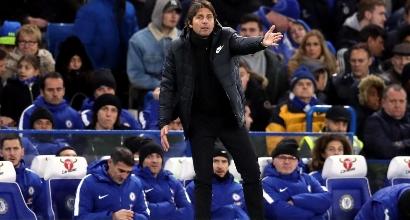 Chelsea: auto di Conte distrutta da una lastra di vetro