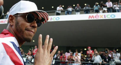 Formula 1, trionfo per Hamilton e la Mercedes. Illusione Ferrari