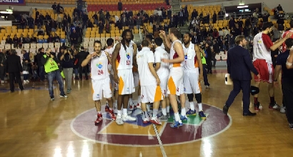 Basket, Serie A: colpaccio Roma, affondata Reggio Basket, Serie A: colpaccio Roma, affondata Reggio