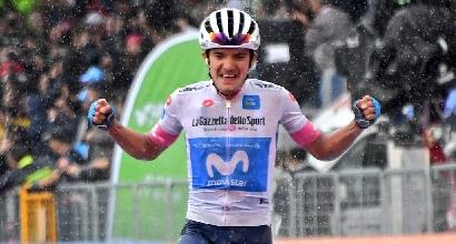 Giro d'Italia, 8ª tappa: Carapaz trionfa a Montevergine, Yates resta in rosa