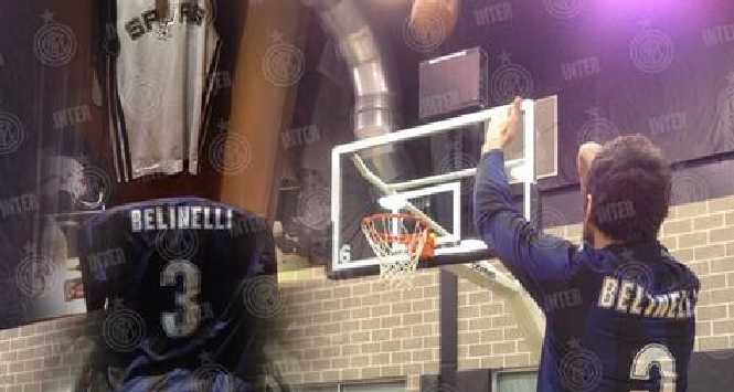 Inter: una maglia per Belinelli Inter: una maglia per Belinelli