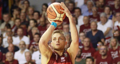 Basket, Serie A Playoff: Haynes trascina Venezia, è 1-1
