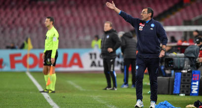 Napoli, Sarri: "Nelle coppe soffriamo..."