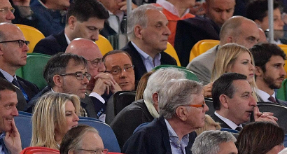 Berlusconi, Lapresse