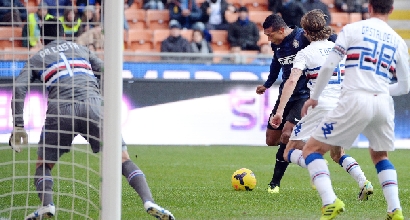 Il gol di Guarin, Ansa Il gol di Guarin, Ansa