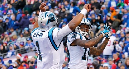 Nfl: Panthers imbattuti, Giants al tappeto