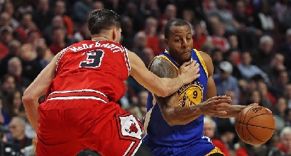 Nba: Belinelli batte Bryant, Warriors da record