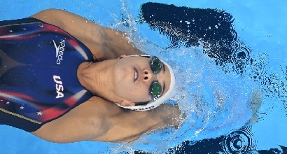 NUOTO, 200 DORSO DONNE: DIRADO BATTE LA HOSSZU