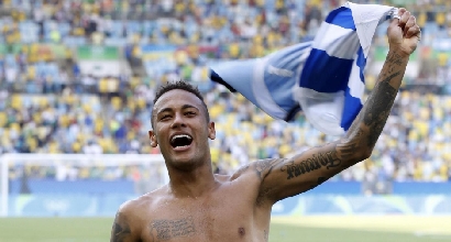 NEYMAR: "SONO UN ROMANTICO, VOGLIO L'ORO"