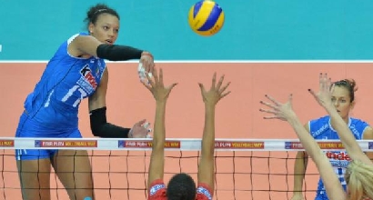 Europei volley, l'Italia vince ancora: 3-1 sulla Francia Europei volley, l'Italia vince ancora: 3-1 sulla Francia