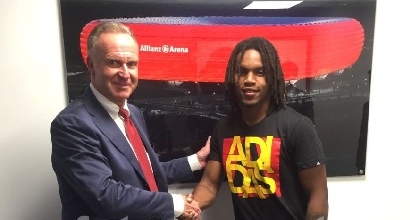 Terza Maglia FC Bayern München Renato Sanches Terza Maglia FC Bayern München Renato Sanches