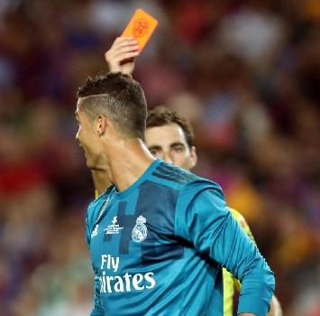 Real Madrid, spinta all'arbitro: 5 giornate di squalifica per Cristiano Ronaldo