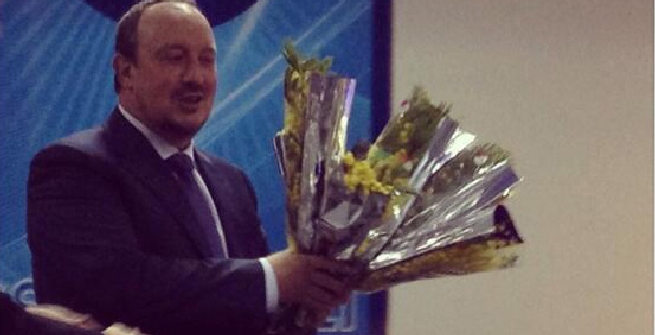 Benitez, Twitter Napoli Benitez, Twitter Napoli