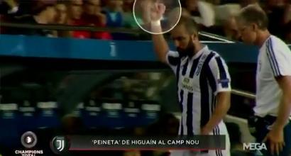 Juve, dito medio di Higuain ai tifosi del Barcellona