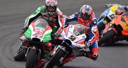 Non solo Rossi-Marquez, scontro Espargaró-Petrucci