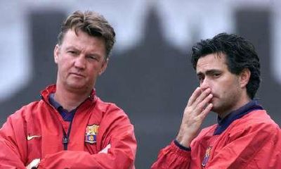 Mou, la prima volta grazie a Van Gaal Mou, la prima volta grazie a Van Gaal