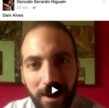 Juventus, Higuain dà l'addio a Dani Alves. Il terzino: "Era un video per una trasmissione"