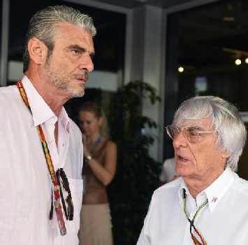 F1, Ecclestone annuncia: "Diventerò azionista Ferrari"